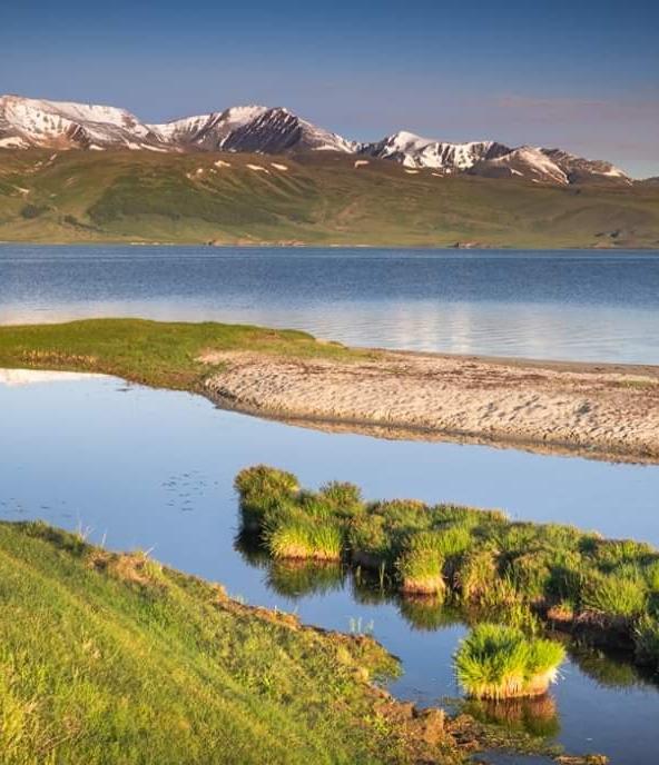 lake dayan Mongolia
